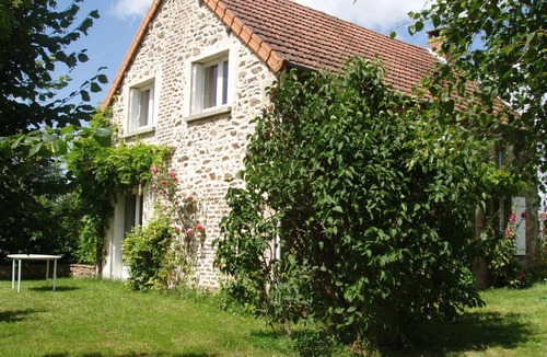 Ars-les-Favets House | Charmantes Haus in der Auvergne by Interhome