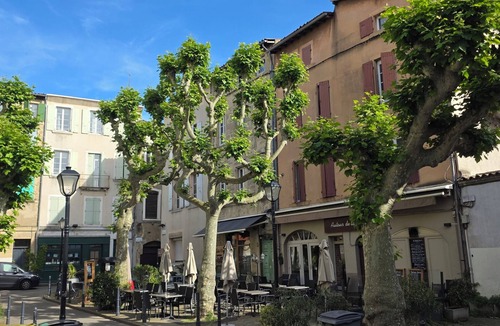 Valence Condo | Charme & calme au cœur du vieux Valence