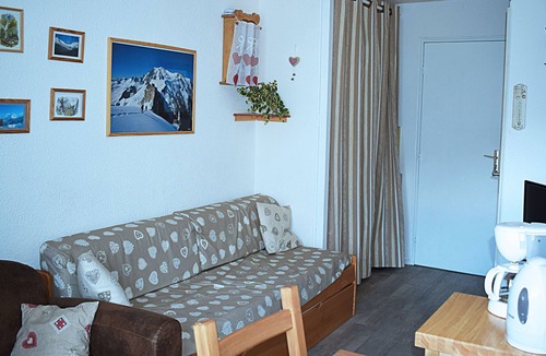 Saint-Gervais-les-Bains Apartment | CHARMING APARTMENT T2 WITH SWIMMING POOL, TENNIS & VIEW ON THE MAGNIFICENT MONT BLANC