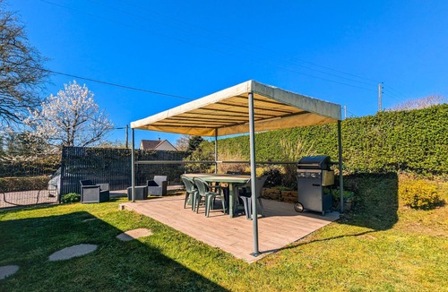 Nohant-Vic Cottage | Charming 1864 Stone House with Garden, Near George Sand's Estate, 10 min from La Châtre