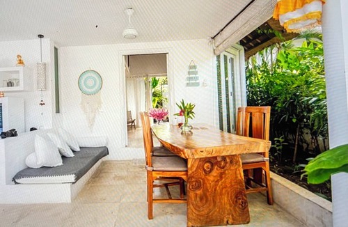 Pengosekan Villa | Charming 2-bedroom villa with WiFi, AC in marvelous Ubud