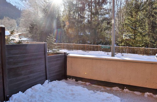 Pralognan-la-Vanoise Apartment | Charming 2-room with terrace, pets allowed, Pralognan center