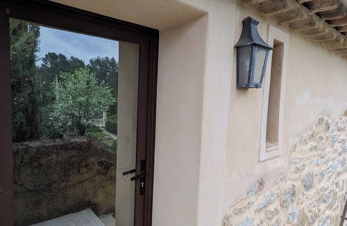 Ollieres Apartment | Charming 40m2 apartment in a Napoleonic Tuilière, ideal for couples.
