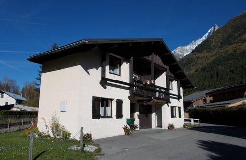 Chamonix-Mont-Blanc Apartment | Charming apartment in a chalet In Chamonix, quiet area