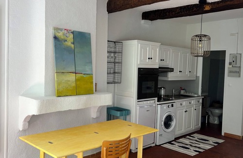 Villecroze Apartment | Charming apartment in the beautiful medieval village of Villecroze
