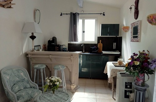 Salernes Apartment | Charming brand-new studio in the countryside