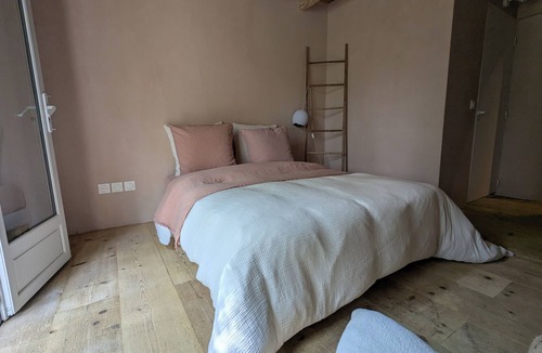 Quartier des Espesses House | Charming farmhouse -Pool - 3 bedrooms - air conditioning