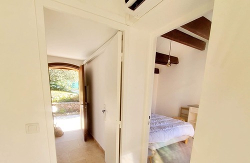 Les Issambres Cabin | Charming pavilion 5 minutes from the beaches and the entrance to the Gulf of Saint Tropez