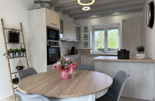 Louroux-Hodement Cottage | Charming house with pool and air conditioning in Haut-Bocage