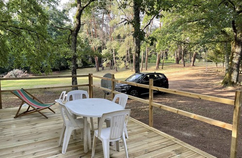 Braize House | Charming Mobile Home with swimming pool in Saint Bonnet Troncais.
