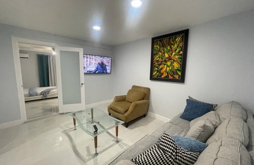 North Miami Apartment | Charming one bedroom with AC and WiFi in lovely Miami