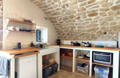 Joyeuse House | Charming renovated workshop in Ardèche