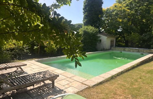 Sauzet Apartment | Charming studio in old farmhouse, private parking, swimming pool.
