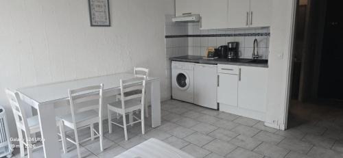 Saint-Tropez City Centre Apartment | Charming studio in the heart of Saint-Tropez