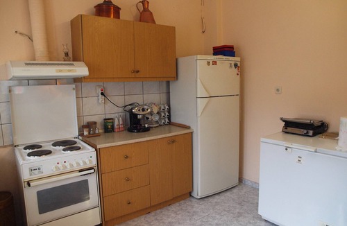 Trikala Apartment | Charming Trikala Apartment with Garden & Central Heating