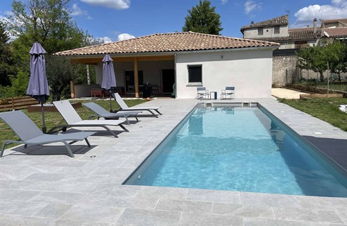 Vallon-Pont-d'Arc Villa | Charming Villa in Vallon-Pont-d'Arc with Private Pool, Terrace, and Garage
