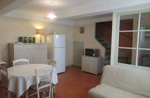 Crillon-le-Brave House | Charming village house near Bédoin, at the foot of Mont Ventoux
