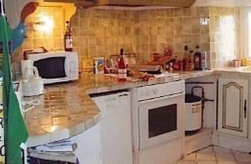 Saint-Laurent-du-Verdon Apartment | Chateau St-laurent-du-verdon, Beautiful Apt in Historic 17th Century Chateau