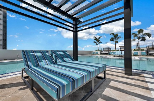 Doral Condo | Chic Doral Condo: 3BR, 3 Baths