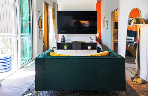 Channel District Apartment | Chic King Balcony Studio in Channelside with Pool and FREE Parking