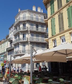Le Suquet Apartment | Citilet Louis Blanc 1,2,3 - Three gorgeous, open-plan apartments