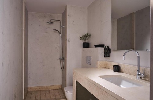 Amarousion Hotel | Civitel Attik Rooms & Suites