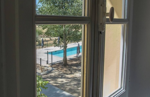 Gonfaron Apartment | Clairette- Charming gîte, 2 bedrooms