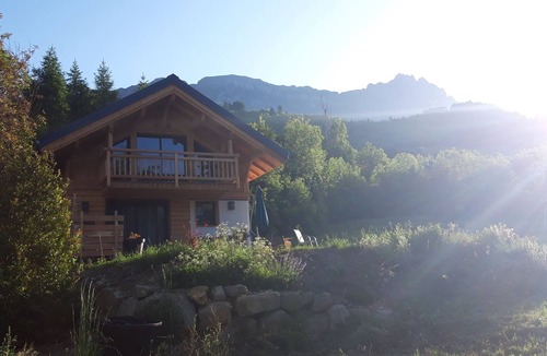 Chorges Ski Chalet | Cocooning chalet in the mountains, 10 minutes from Lake Serre-Ponçon
