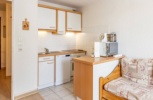 Montgellafrey Apartment | Comfort studio for 4, slopeside, south-facing balcony