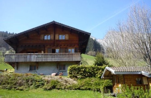 Les Clefs Ski Chalet | Comfortable chalet near resorts and Annecy