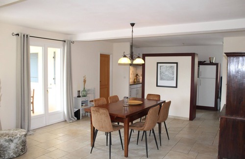 Villecroze House | Comfortable holiday home with pool