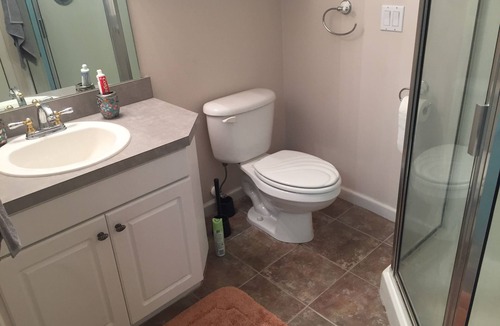 Brandon Apartment | Comfy Studio in Brandon
