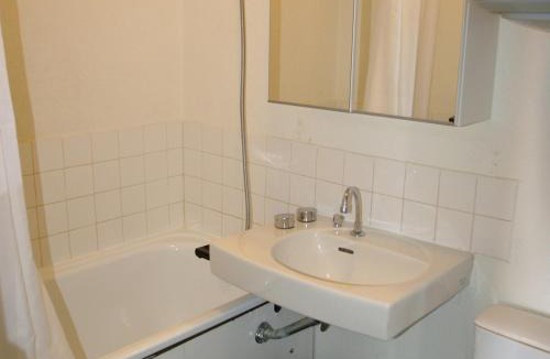 Prapoutel Apartment | Confort au pied des pistes, balcon, 5 pers, 3e étage - FR-1-557-83