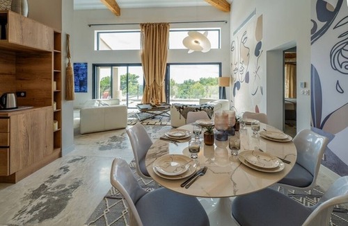 Tourtour House | Contemporary villa in Provence