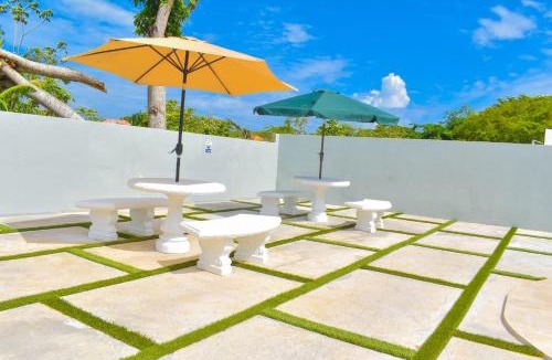 Falmouth House | Coral House - Luxury 3BR Villa - Private Pool - 30 min from MBJ Airport!