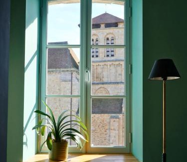Saint-Yrieix-la-Perche Apartment | Cornanure - Characterful Studio in the Heart of the Medieval Town