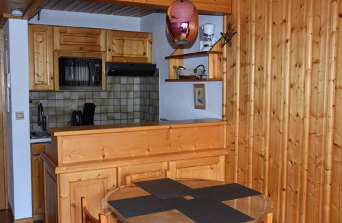 Pralognan-la-Vanoise Apartment | Cosy 2-room apartment in center, balcony, 4 pers