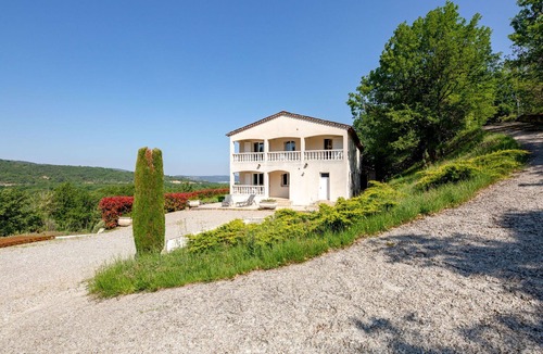 Bauduen Villa | Cosy apartment in villa for 6 people with WIFI, TV, balcony, pets allowed and panoramic view