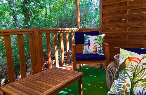Saint-Privat-de-Champclos House | Cottage Confort Dans un Domaine 5nature &calme A05