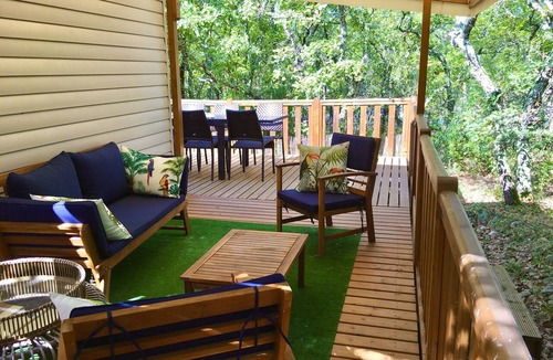 Saint-Privat-de-Champclos House | Cottage Confort Dans un Domaine 5nature &calme A05