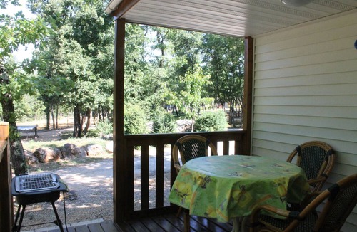 Saint-Privat-de-Champclos House | Cottage in a 5* Domain Nature & Calm