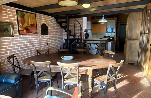 La Clusaz Cottage | Cottage 'Haut' with Mountain View, Balcony and Wi-Fi