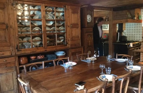 La Clusaz Cottage | Cottage 'Haut' with Mountain View, Balcony and Wi-Fi