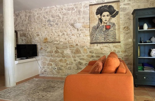 Velleron House | Cottage in an authentic Provencal Mas near ISLE SUR LA SORGUE