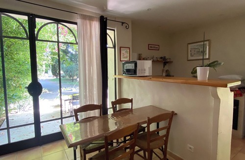 Velleron House | Cottage in an authentic Provencal Mas near ISLE SUR LA SORGUE