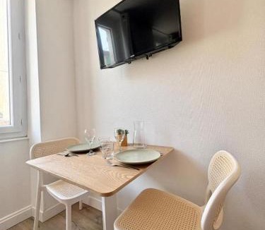 Castres Apartment | Coudert V l Studio en Hypercentre Climatisé
