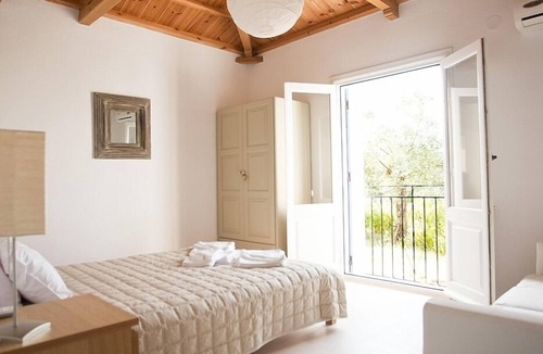 Porto Lagos Cottage | Country Cottage With Private Pool And Sea Views