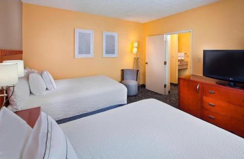Doral Hotel | Courtyard Miami Airport West Doral