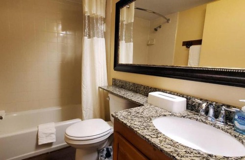 River Ranch Apartment | COURTYARD SUITE steps to Pool and Rodeo! 257