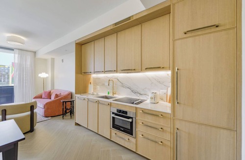 Wynwood Art District Apartment | Cozy 1-bedroom apartment in terrific Wynwood with Pool and gym access